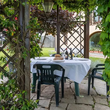 別荘 Bottera With Jacuzzi In The Garden Cuneo Langhe Piemonte Riforano