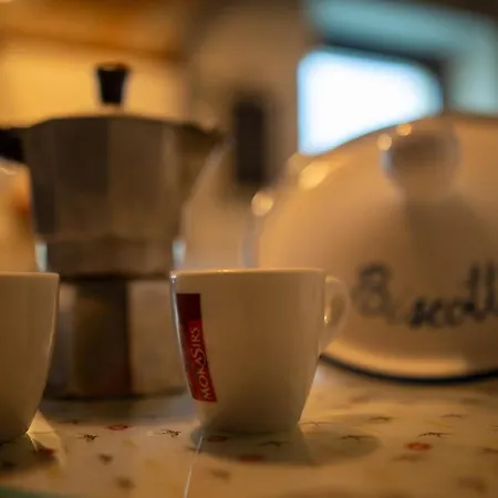 Ferienhaus Bottera With Jacuzzi In The Garden Cuneo Langhe Piemonte Riforano