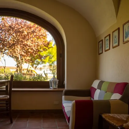 Bottera - Jacuzzi & Private Garden 펜션