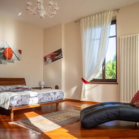 Bottera With Jacuzzi In The Garden Cuneo Langhe Piemonte * Riforano