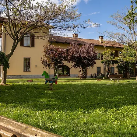 Bottera With Jacuzzi In The Garden Cuneo Langhe Piemonte Riforano