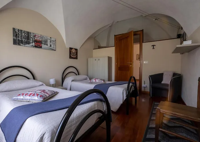 Vakantiehuis Villa Bottera - Jacuzzi & Private Garden Riforano