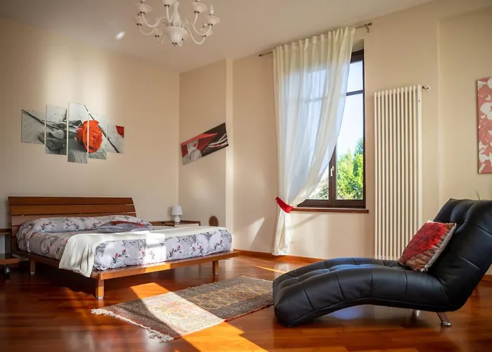 Bottera With Jacuzzi In The Garden Cuneo Langhe Piemonte * Riforano