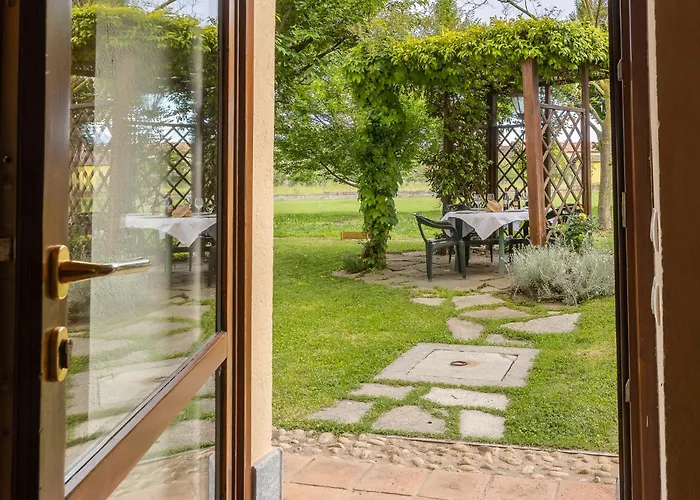 Bottera With Jacuzzi In The Garden Cuneo Langhe Piemonte